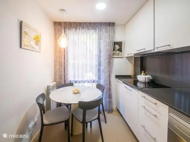 Comprar una chalet en España, Costa Brava, Platja d'Aro - Casa adosada, 3 plantas