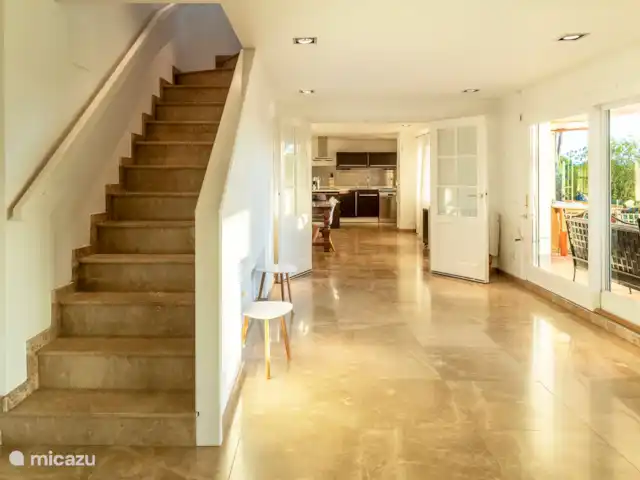 Acheter une finca | Espagne, Costa Brava, Calonge - Finca Vert 23 entre le hall