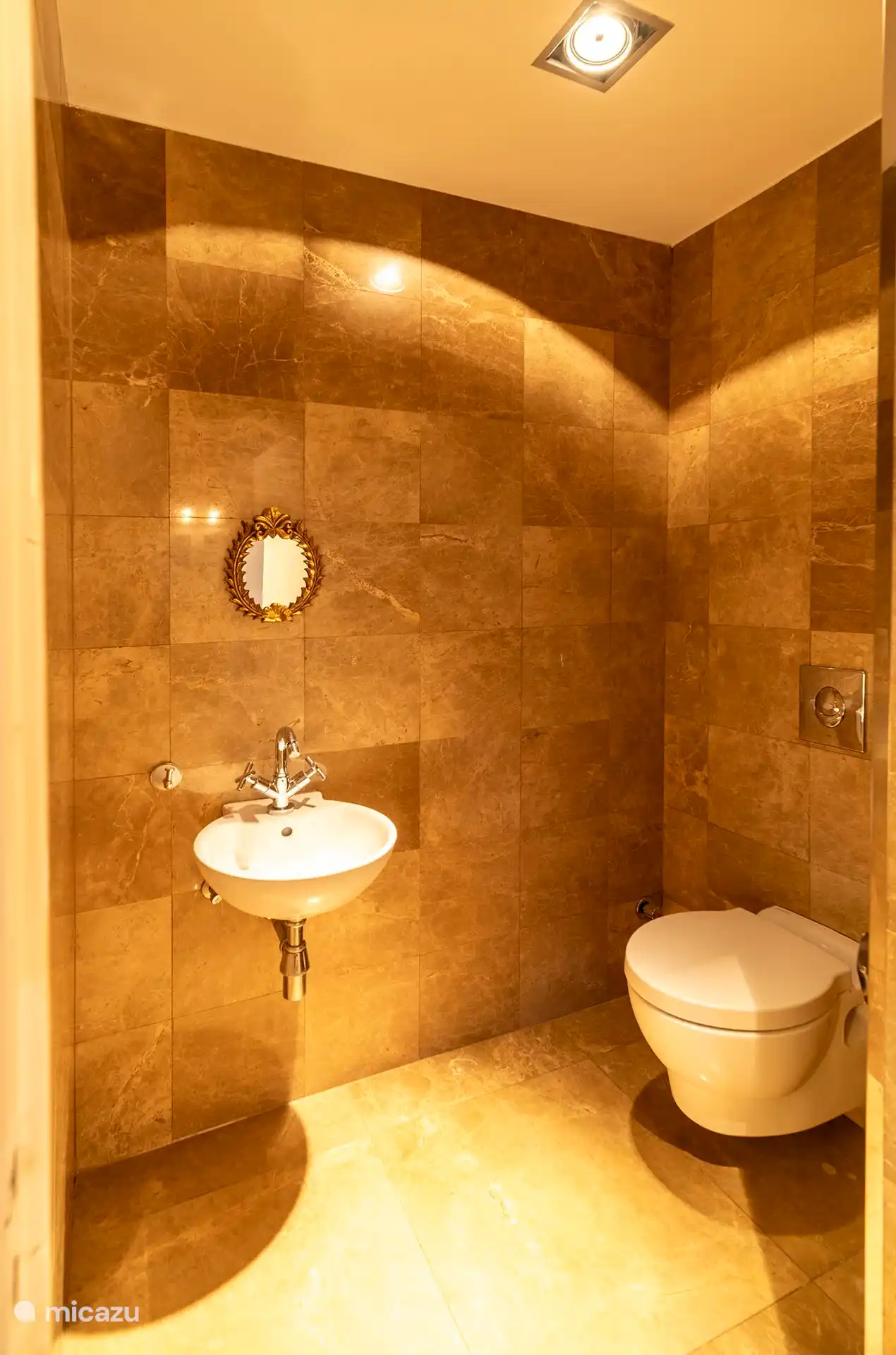 Aseo del dormitorio principal