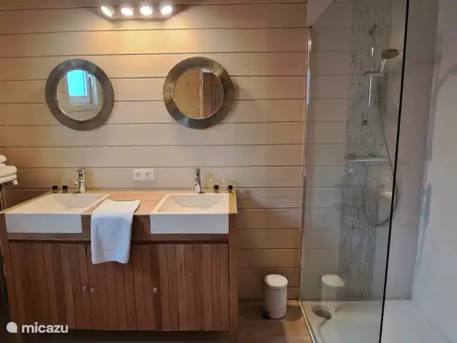 Au Bord de l'eau  kopen in België, Ardennen, Vresse-sur-Semois - bed & breakfast