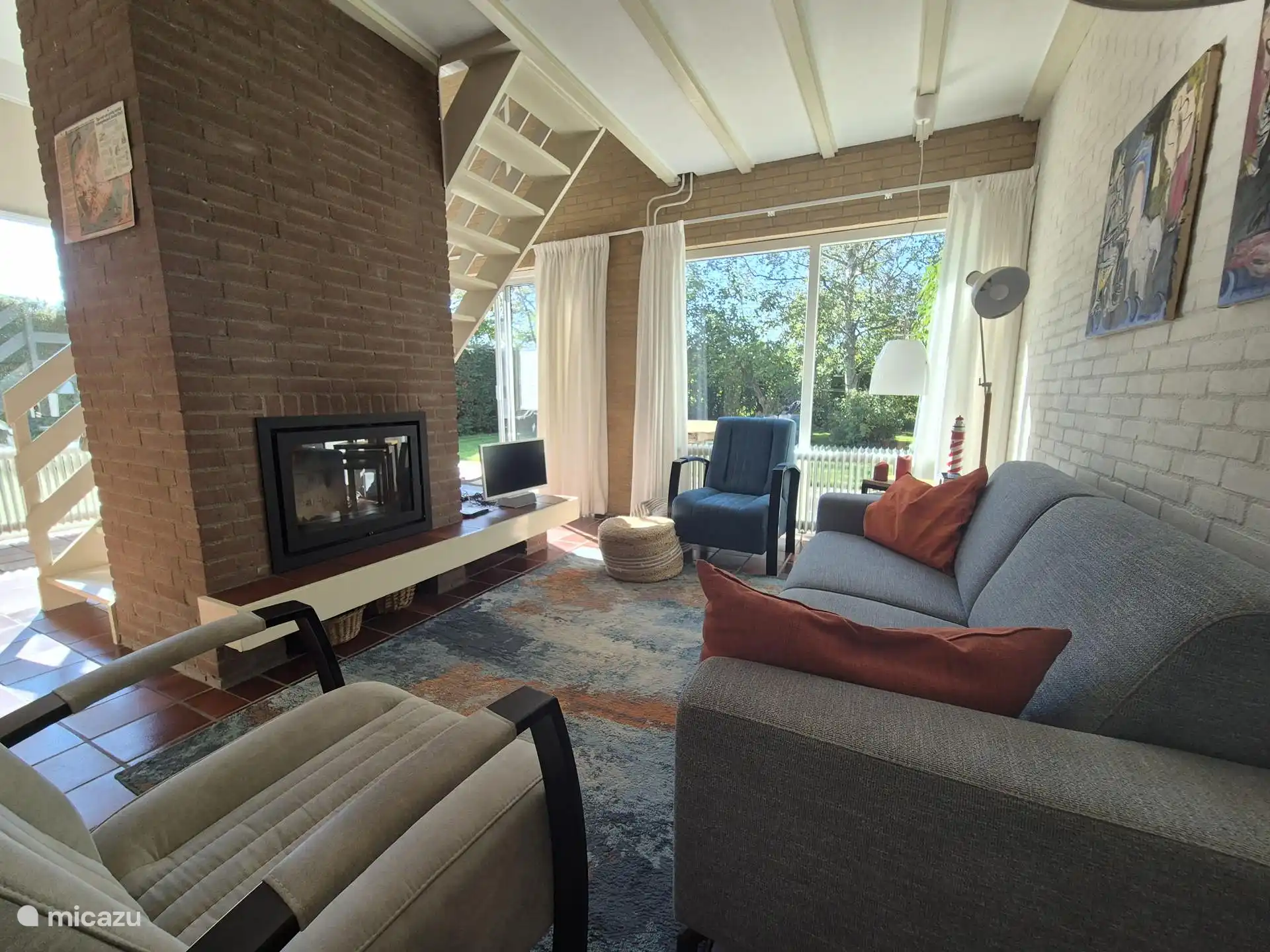 Sitting area