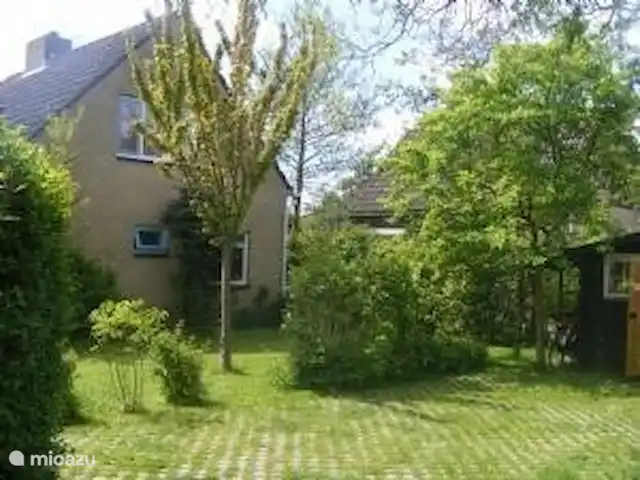 Location de Vacances Pays-Bas, Zélande, Burgh-Haamstede, maison de vacances - Westenschouwen La Sirène Devant la maison de vacances avec parking