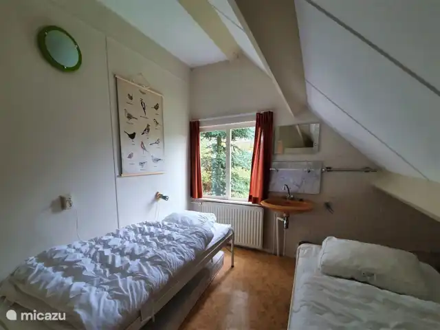Location de Vacances Pays-Bas, Zélande, Burgh-Haamstede, maison de vacances - Westenschouwen La Sirène Chambre 1 à l'étage avec lavabo
