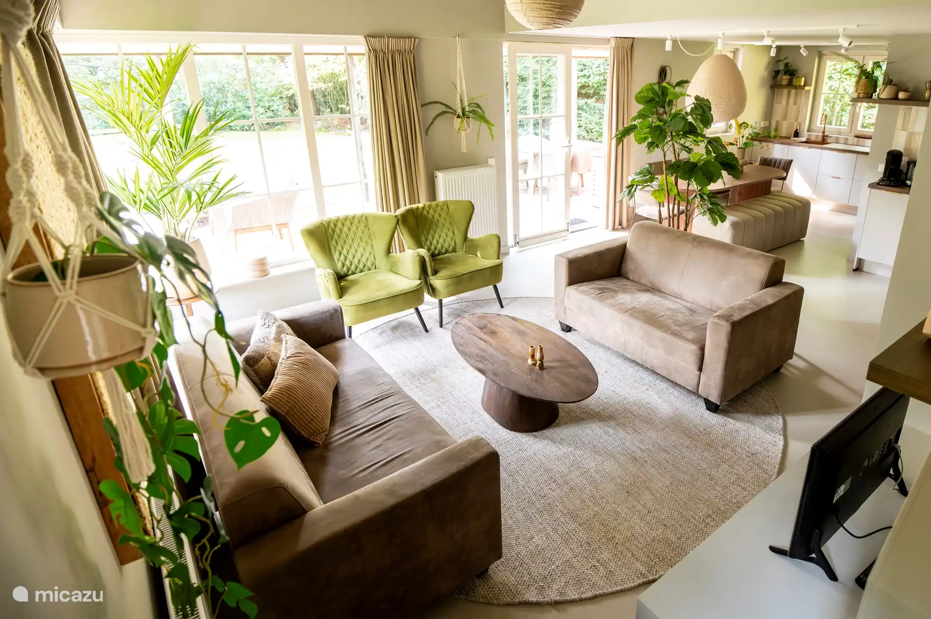 Blick auf das Wohnzimmer von oben.