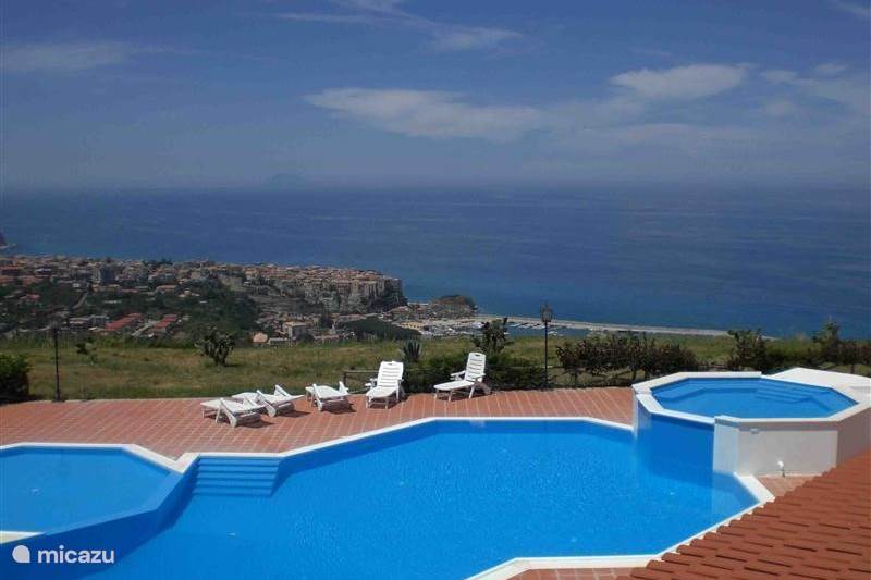 Vacation rental Italy, Calabria, Parghelia Holiday house Marasusa