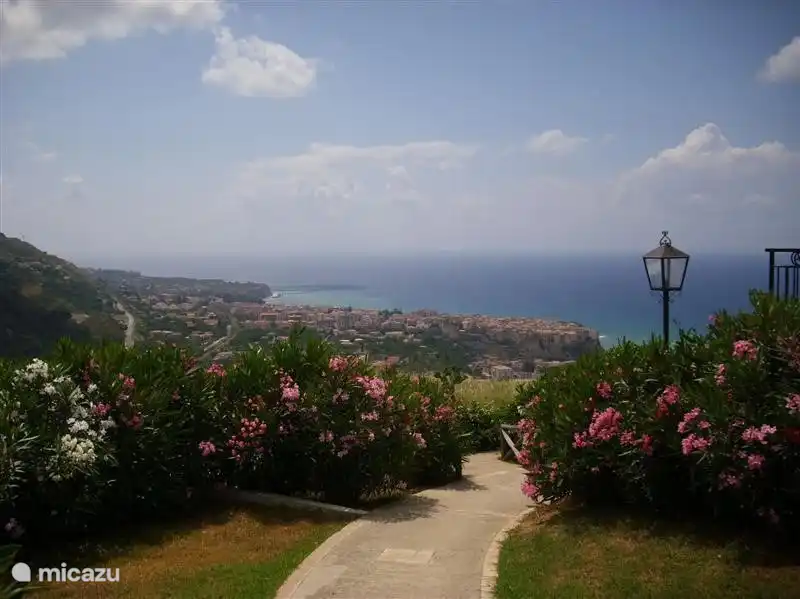 Ein atemberaubender Blick von Tropea.