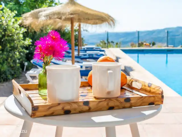 Villa El Botin | Espagne, Costa del Sol, Comares - villa Une petite cafétéria en face de la piscine.