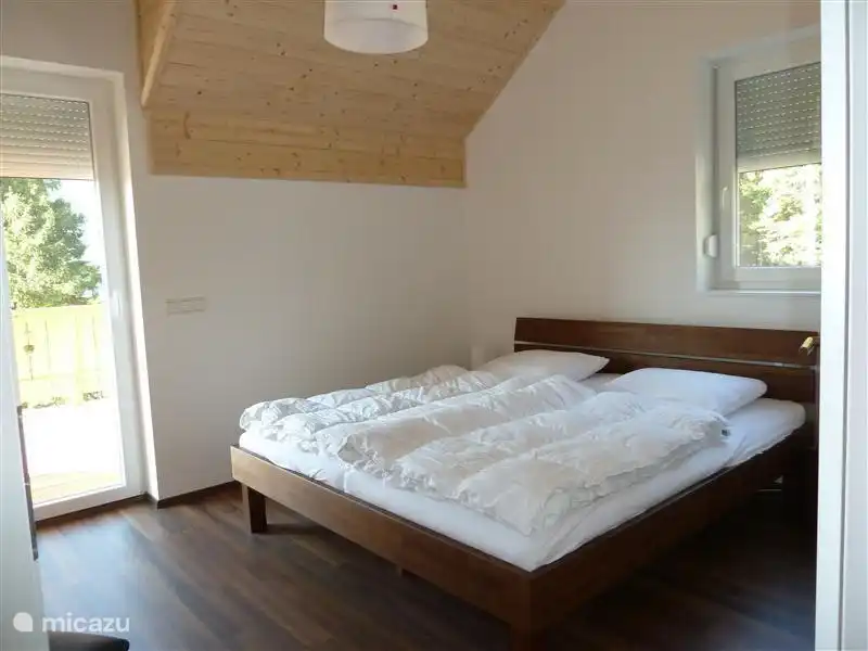 2 persoons- Schlafzimmer mit Südbalkon.