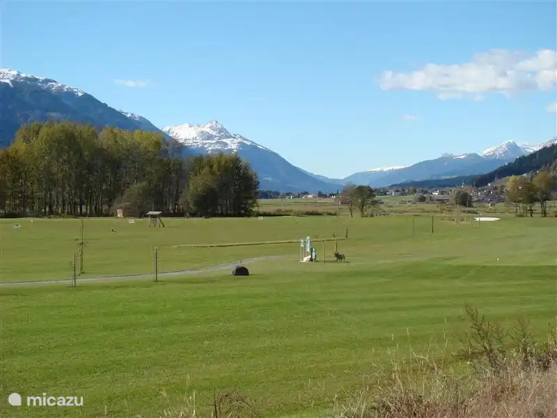 Gailtal. Dieser Golfplatz wurde im Juli 2009 eröffnet. In der Nähe sind mehrere Golfplätze.