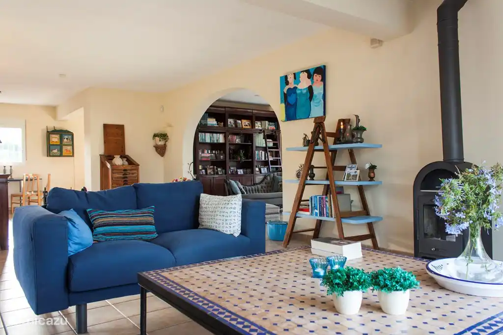 T.v. hoek met alle Nederlandse en vele Duitse en Engelse kanalen