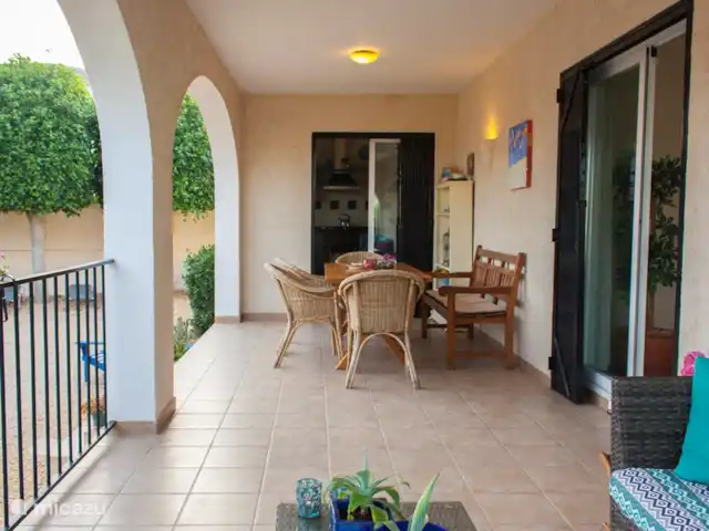 Casa Pino huren in Spanje, Costa Blanca, Alfáz del Pi - villa Overdekt terras grenzend aan de keuken en woonkamer
