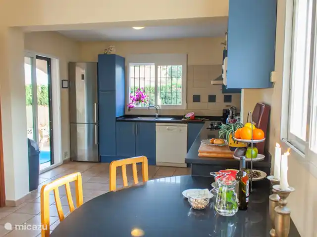 Casa Pino huren in Spanje, Costa Blanca, Alfáz del Pi - villa Keuken voorzien van alle mogelijke apparatuur