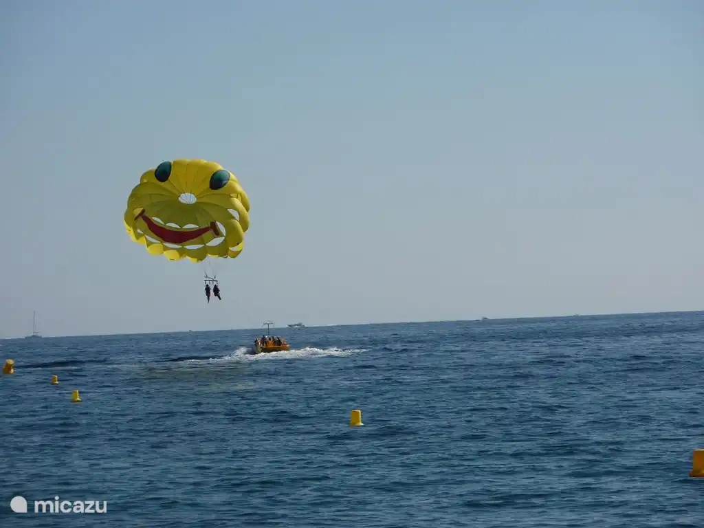 Vanuit de lucht heb je een mooi uitzicht over Juan Flore en Juan les Pins.