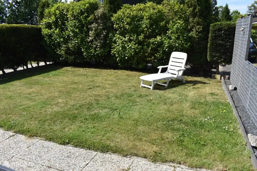 The garden on the terrace side