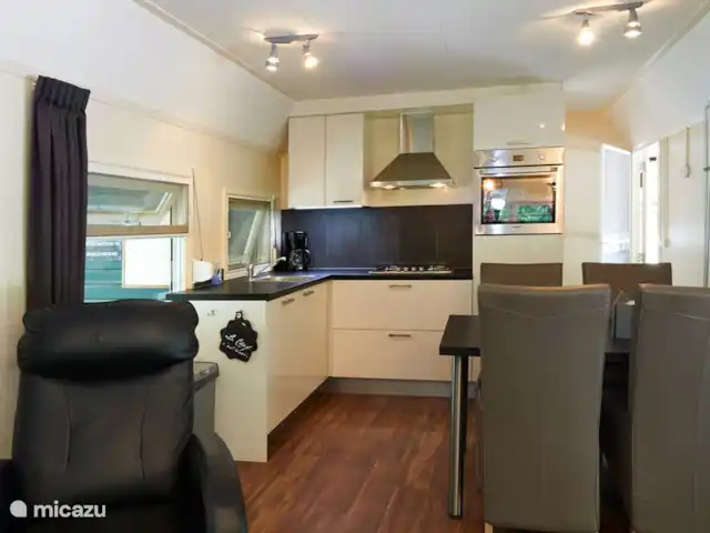 Location de Vacances Pays-Bas, Gueldre, Vragender, maison de vacances - Het Kamper Cuisine avec tous les accompagnements.
