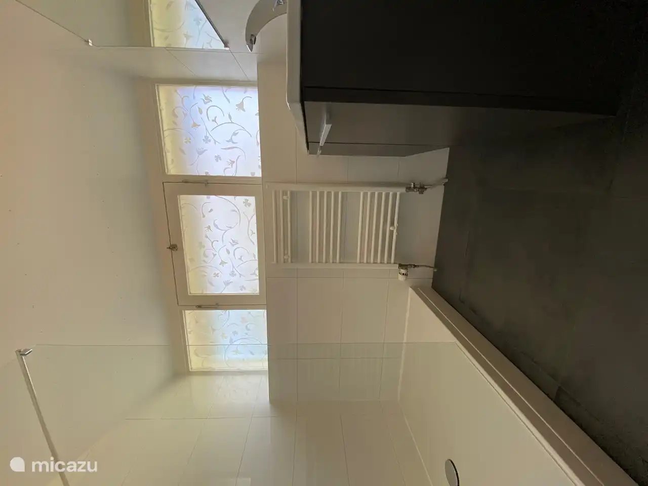 Salle de bain 2 (étage)