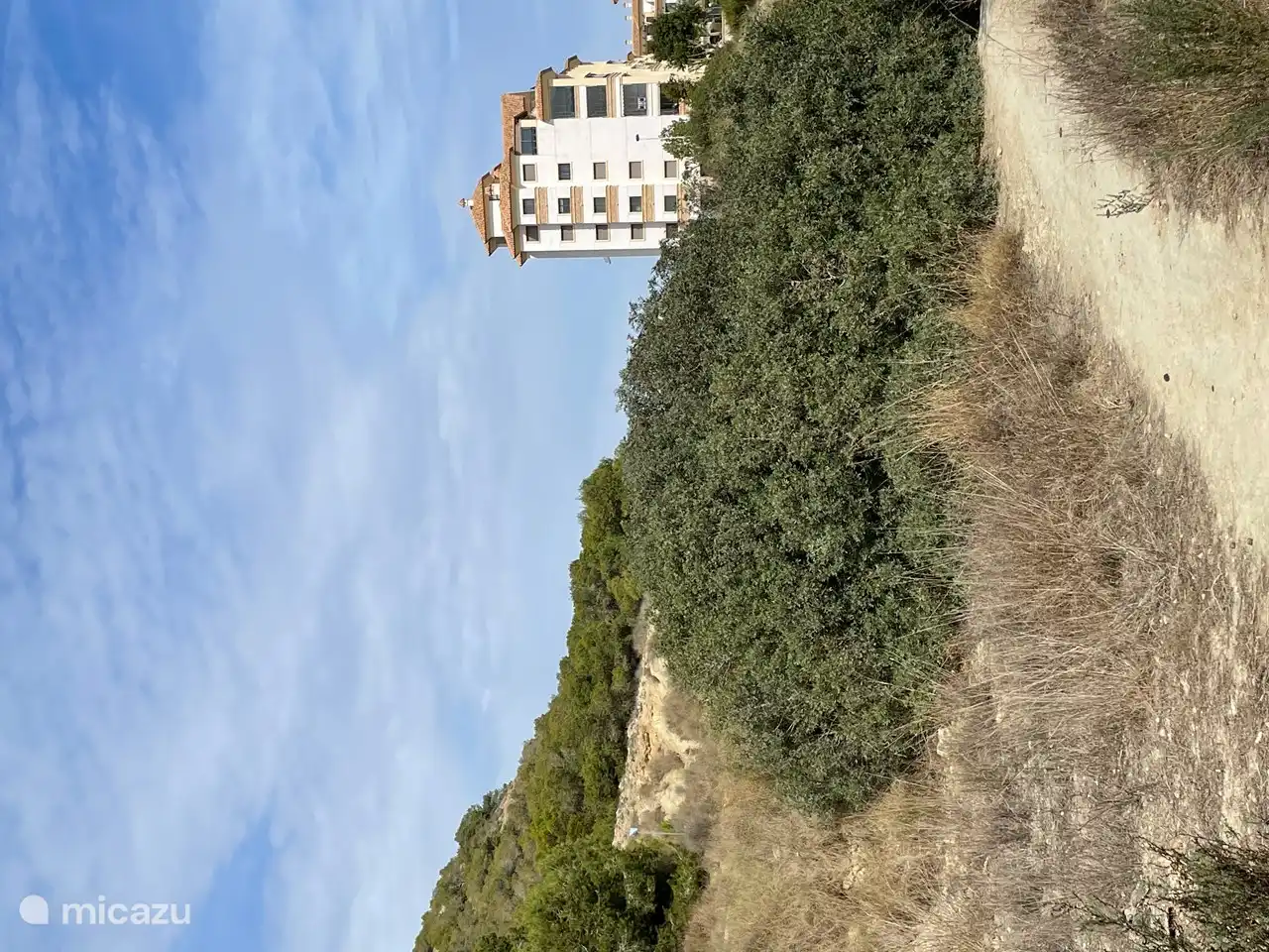 Para dar un paseo por la naturaleza, literalmente sólo tienes que salir por la puerta.