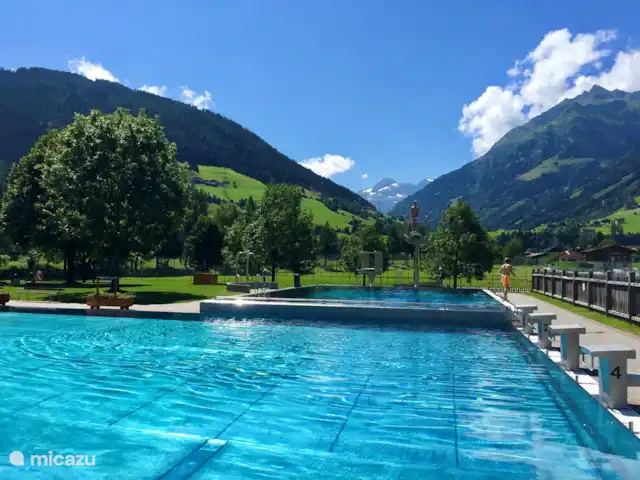 Penthouse JenSen SKI IN / SKI OUT huren in Oostenrijk, Salzburgerland, Mittersill - penthouse Zwembad in Mittersill