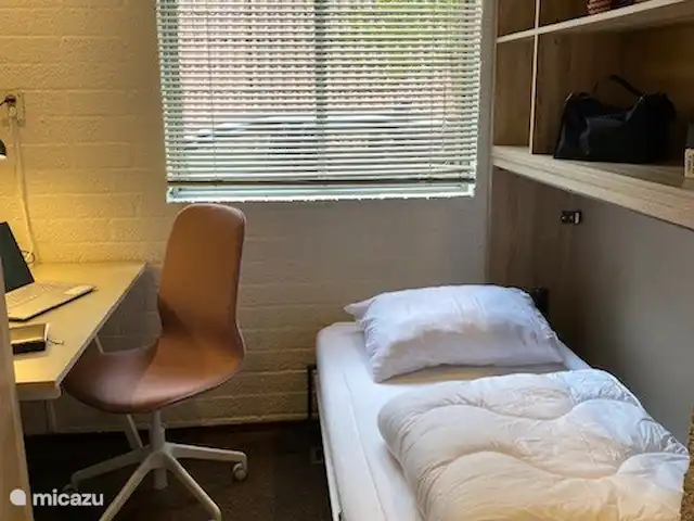 Oberón en Países Bajos, Limburgo, Herkenbosch - bungaló Dormitorio en la planta baja, cama de pared abierta (1 pers)