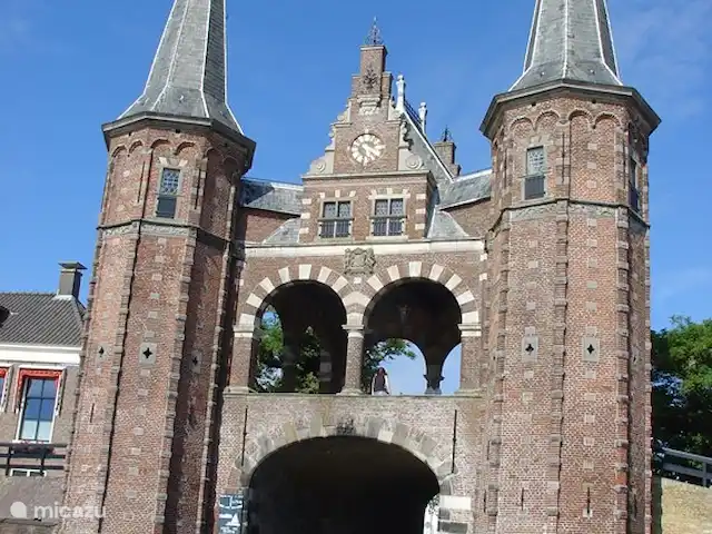 Maison de vacances Markant | Pays-Bas, Frise, Balk - maison de vacances Par une belle journée, Sneek est facile à naviguer et nous arrivons d’abord à la belle et caractéristique porte d’eau.