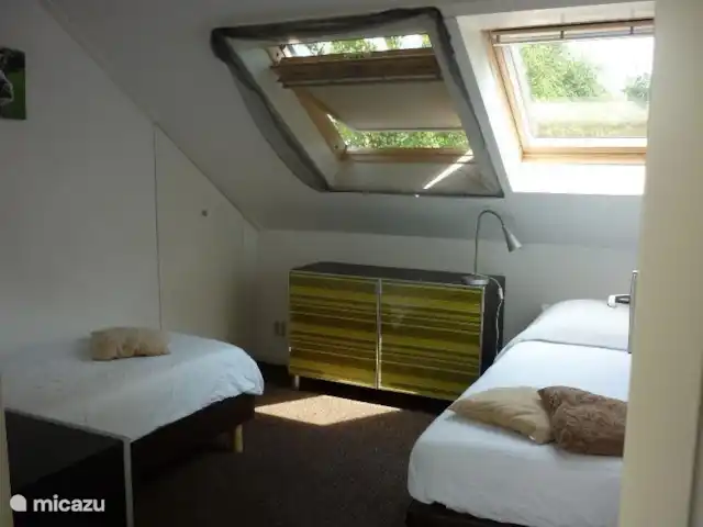 Lyts Sypenstien | Pays-Bas, Frise, Langweer - maison de vacances Deuxième chambre double au premier étage.