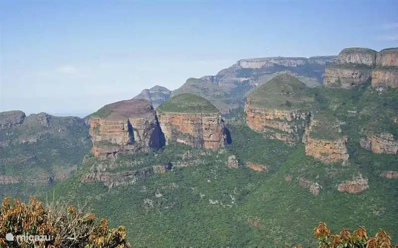 Die drei Rundhütten auf der Panorama Route entfernt