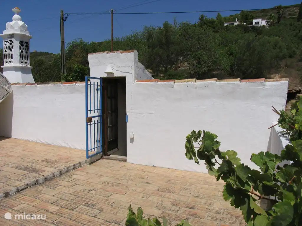 Azotea con chimenea morisca original, vista trasera