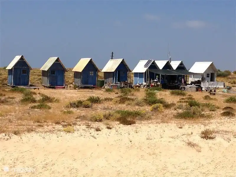 Entorno: cabañas de pescadores en ihla Deserta; ver fotos para información adicional