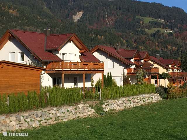 Wintersport, Oostenrijk, Karinthië, Kötschach-Mauthen, vakantiehuis Villa Brughiera direct aan skipiste