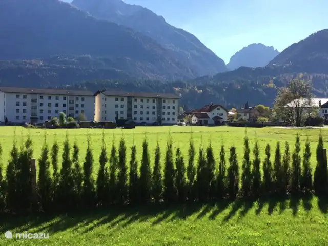 Villa Brughiera direct aan skipiste huren in Oostenrijk, Karinthië, Kötschach-Mauthen - vakantiehuis Nieuwe tuin!