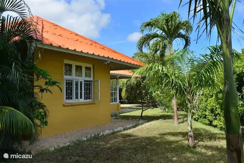 Villa Julianadorp in Julianadorp, CuracaoMidden huren? Micazu