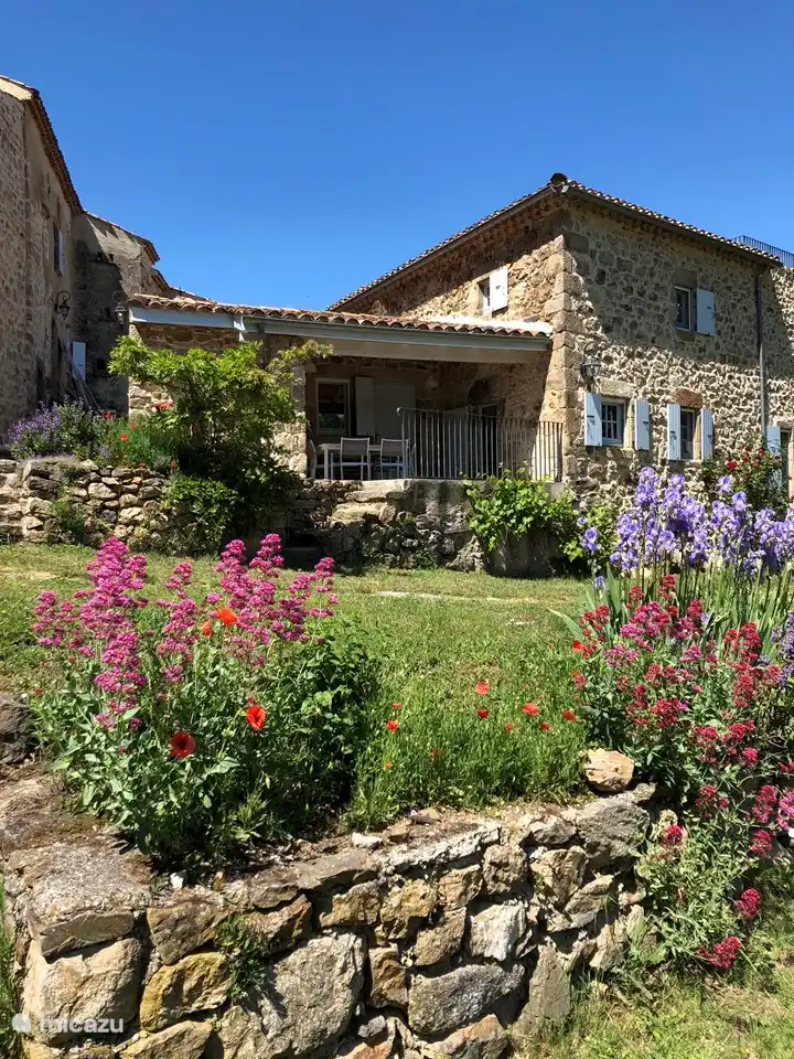 The other rental house Elise