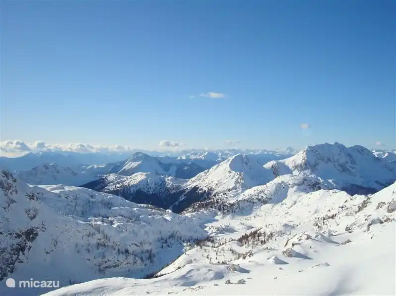 Nassfeld ski arena with 110 km of slopes (nearby)