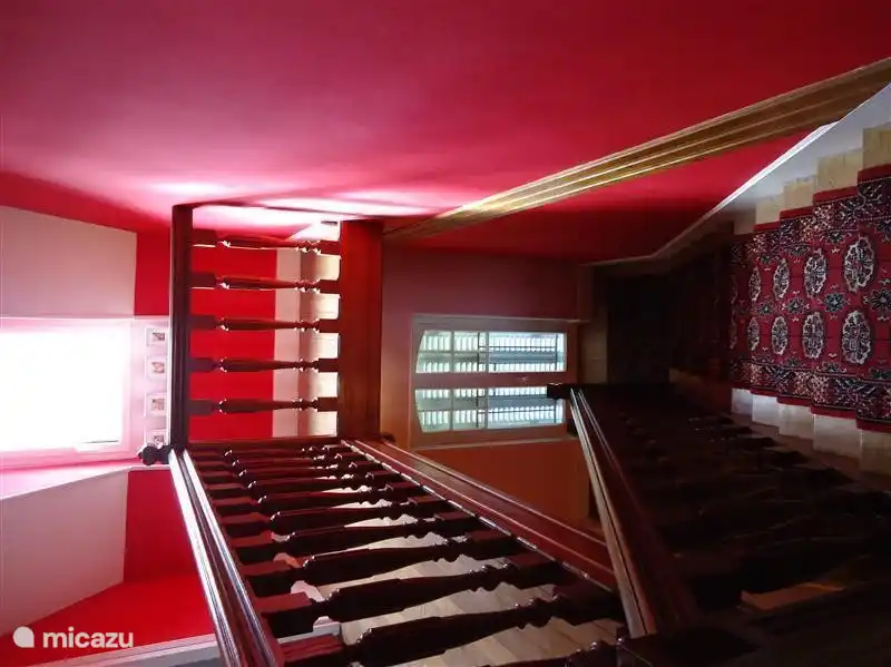 Stairs hallway to 2nd floor