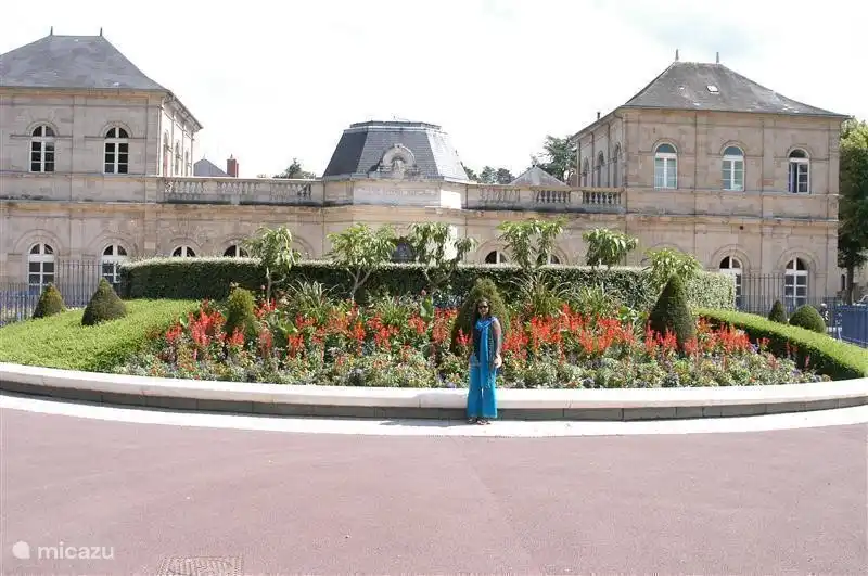 The spa 100 meters from the house