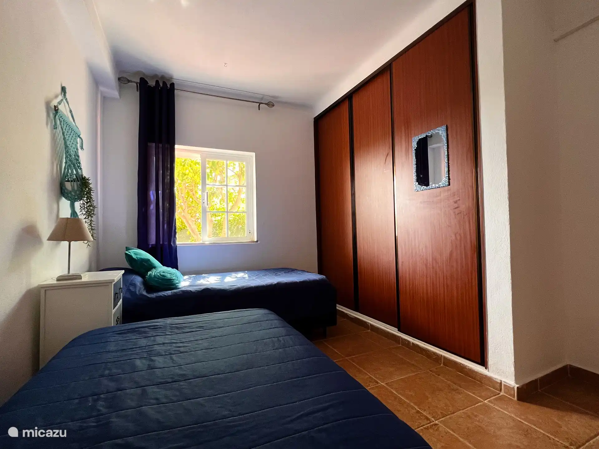 Bedroom 4 including air conditioning
2x 1 person bed