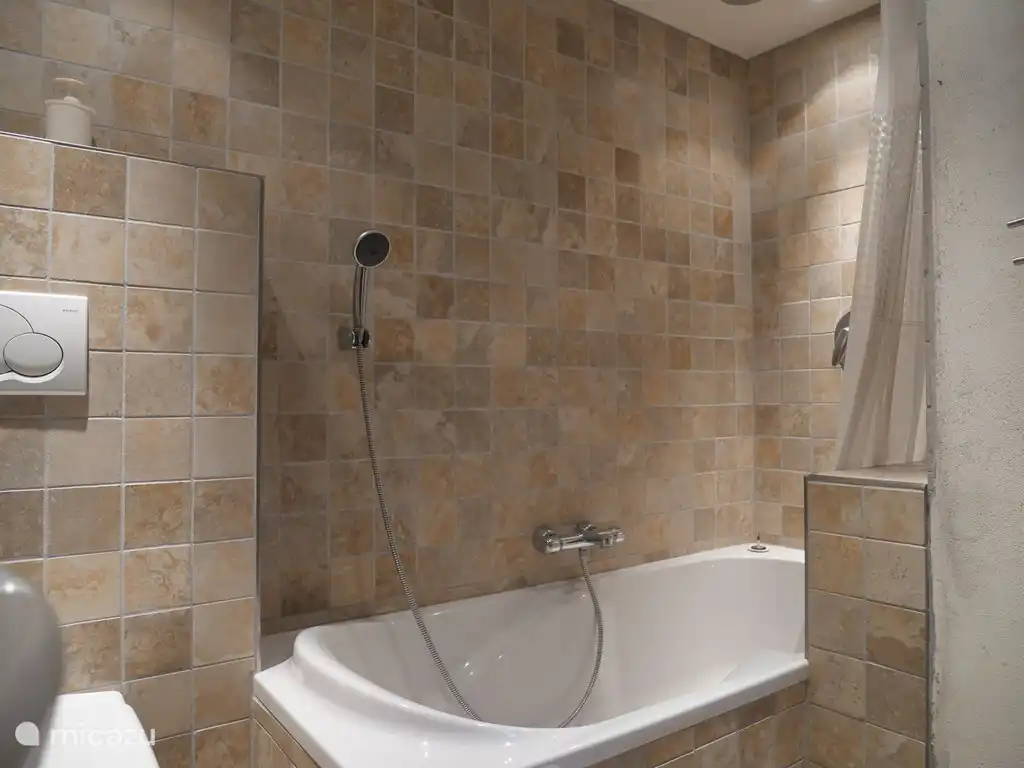 third bathroom (option B)