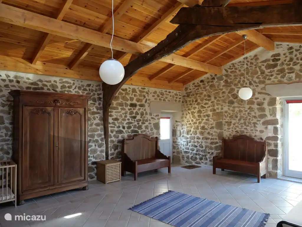 third large bedroom (option B)