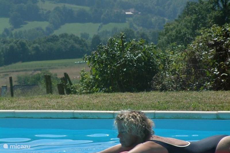 Vacation rental France, Dordogne, Anlhiac Holiday house La Bessonie