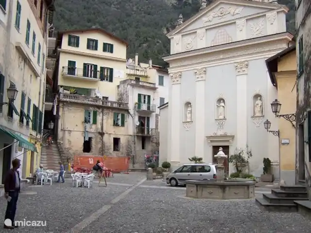 Noceire en Italia, Liguria, Airole - casa vacacional El pueblo de Airole a 3 km de nuestra casa.