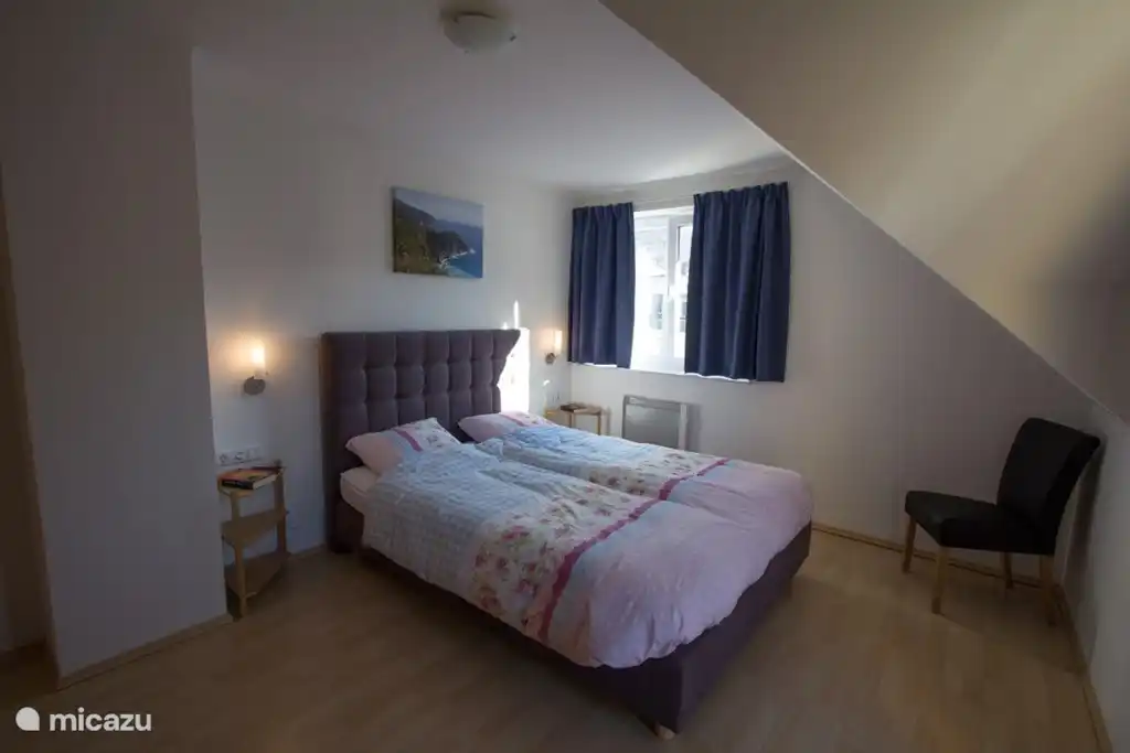 das Hauptschlafzimmer