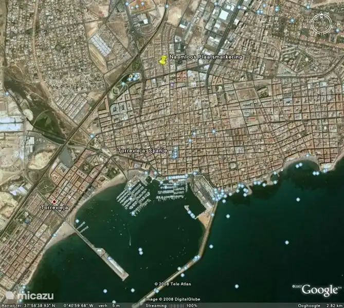 Vista aérea de Torrevieja, la casa rural se encuentra en el pin amarillo.