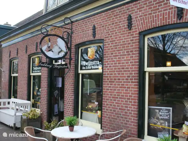 Le suricate | Pays-Bas, Frise, Oudemirdum - maison de vacances Le village vert nostalgique. Il y a toujours une atmosphère amicale et détendue à Oudemirdum.