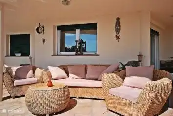 Bella Roma has a lovely south facing terrace with lounge set. Ideal for enjoying the weather and the beautiful view.