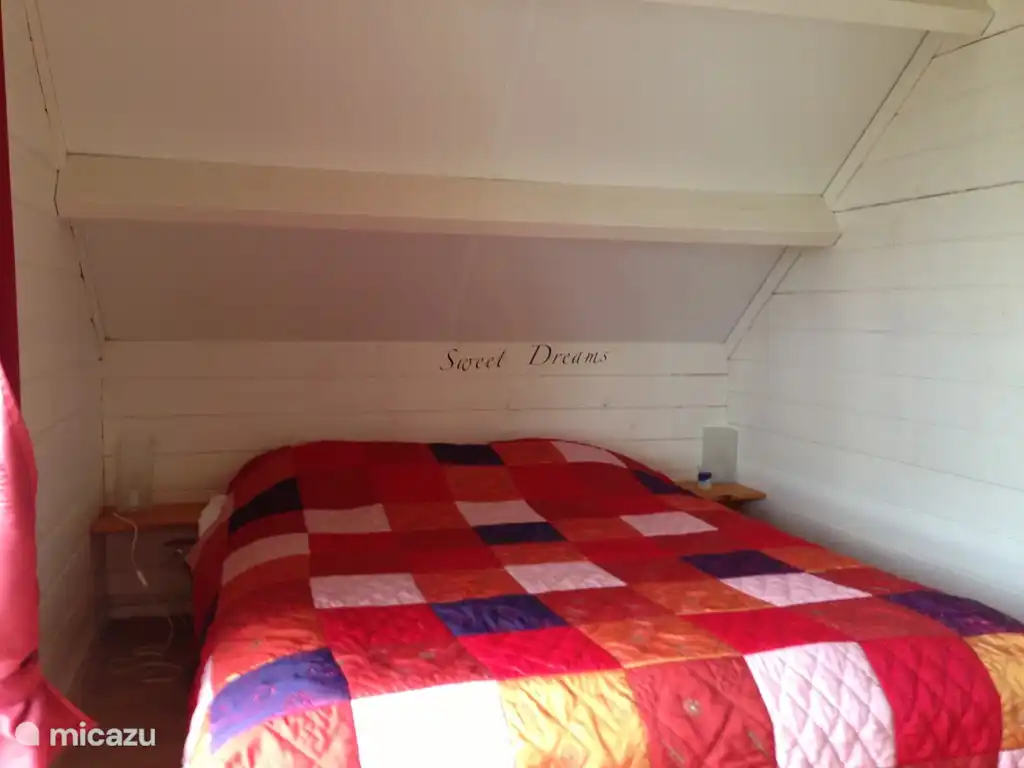 Front-Schlafzimmer mit Balkon