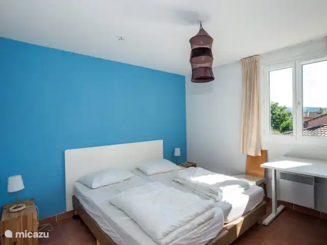 Les Rives de l'Ardèche | France, Ardèche, Vallon-Pont-d'Arc - villa La chambre bleue au 1er étage