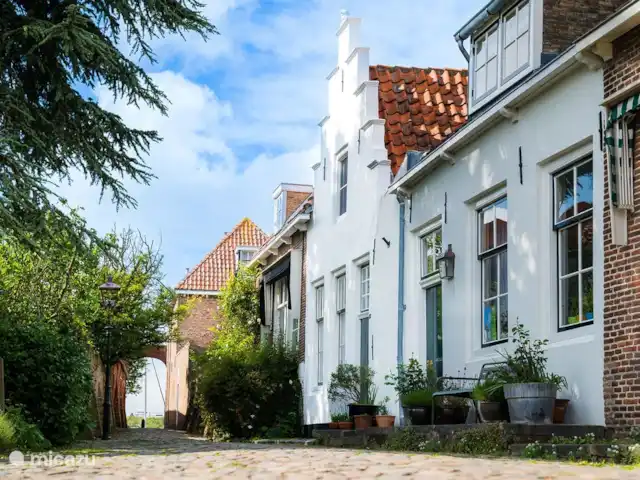 Vissershuisje Veere huren in Nederland, Zeeland, Veere - vakantiehuis straatje naar de Kade