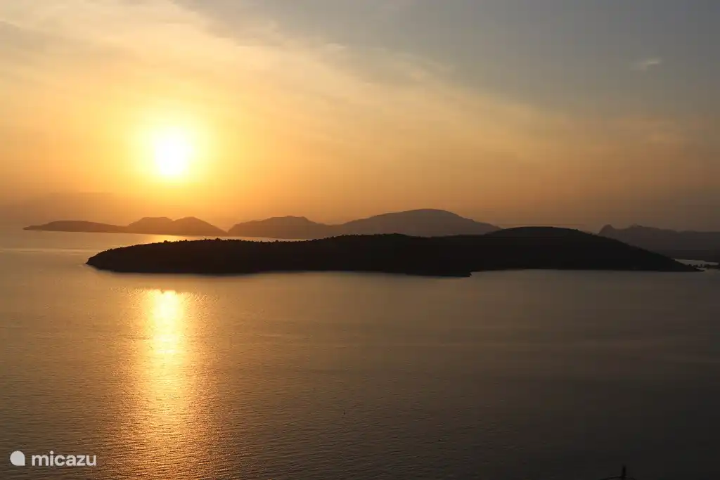 Sonnenuntergang am Strand zwischen Kandia und Vivari (ca. 15 min Fahrt)