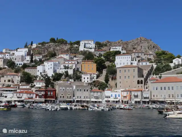 Maison de vacances avec piscine et vue mer | Grèce, Péloponnèse, Iria (Nafplion) - maison de vacances Excursion en bateau vers l’île intime d’Hydra, sans voiture (environ 3 heures en bateau) avec Pegasus Tours au départ de Tolo (à environ 20 min d’Iria).