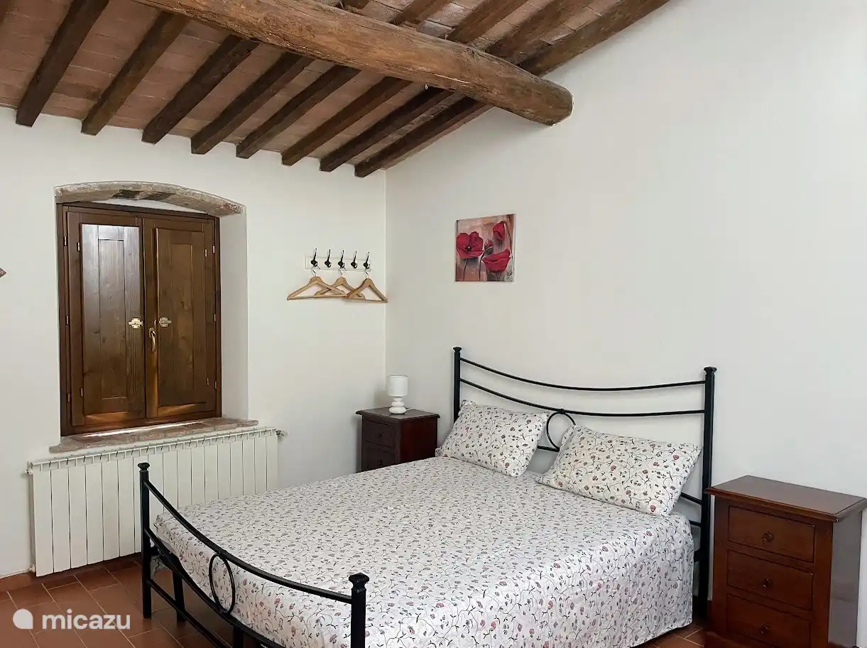 @ habitación de la persona con cama de 160